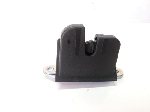 Used Tailgate lock SEAT IBIZA V (KJ1, KJG) 1.0 TSI (95 hp) 10365226