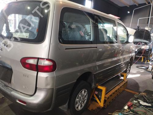 Right mirror HYUNDAI H-1 / STAREX Bus (A1) 2.5 TD 4WD | BP29460728C27 