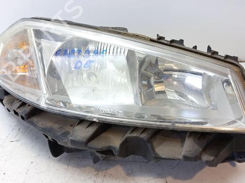 Used Right headlight RENAULT MEGANE II (BM0/1_, CM0/1_) [2001-2012]  30518465