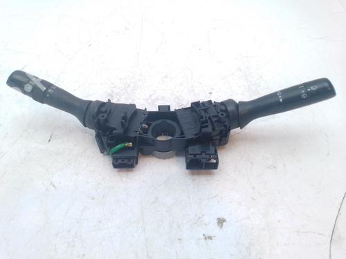 switch-toyota-gac-yaris-2010-36477549 main image
