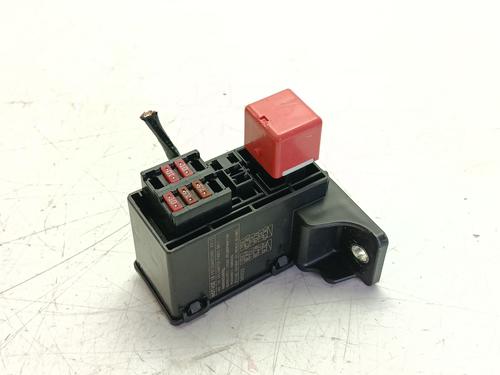 Used Fuse box Fuse box 36701613 36701613