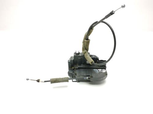 rear-left-lock-nissan-navara-np300-d40-25-dci-4wd-82501eb305-2004-11410664 main image