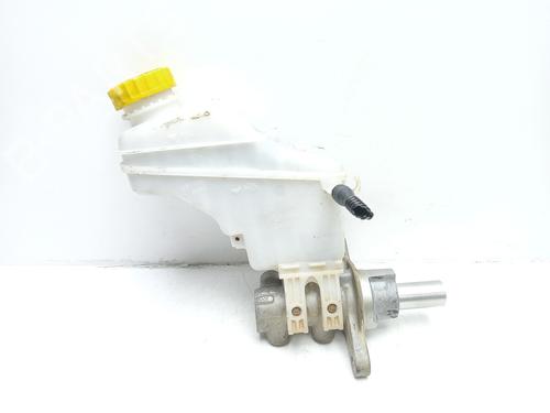 Used Brake master cylinder Brake master cylinder 16930257 16930257