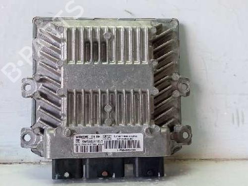 Used Engine control unit (ECU) Engine control unit (ECU) 7961043 7961043