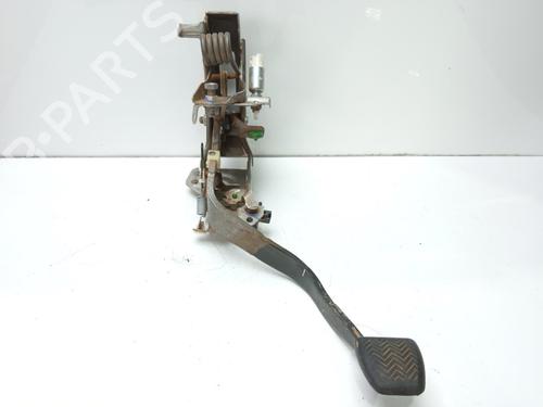 Used Clutch pedal TOYOTA HILUX VII Pickup (_N1_, _N2_, _N3_) [2004-2016]  13218516