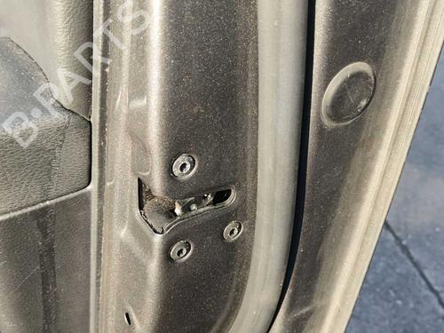 front-right-lock-hyundai-santa-fe-i-sm-2000-2001-2002-2003-2004-2005-2006-37695547 main image