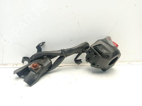 Używane Przełącznik świateł HONDA MOTORCYCLES CB (251cc - 500cc) CB 300 R Flex (27 hp) 30858388