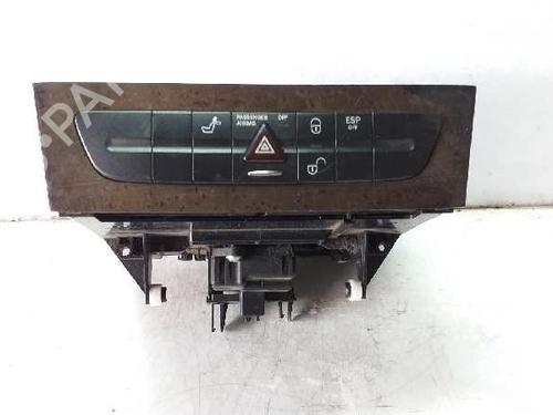 Used Switch Switch 7960305 7960305