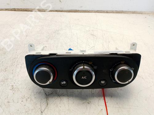 climate-control-renault-clio-iv-bh_-2012-2013-2014-2015-2016-2017-2018-2019-2020-2021-37427888 main image