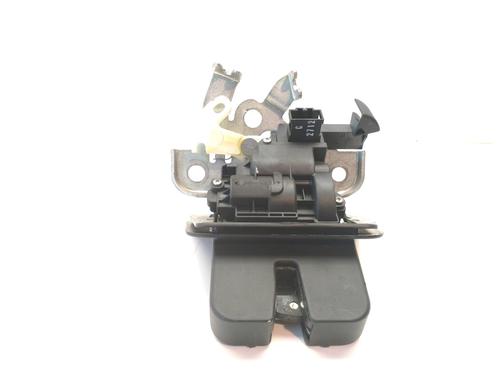 tailgate-lock-audi-a3-8v1-8vk-20-tdi-8r0827505-2012-2013-2014-2015-2016-2017-2018-2019-2020-10360302 main image