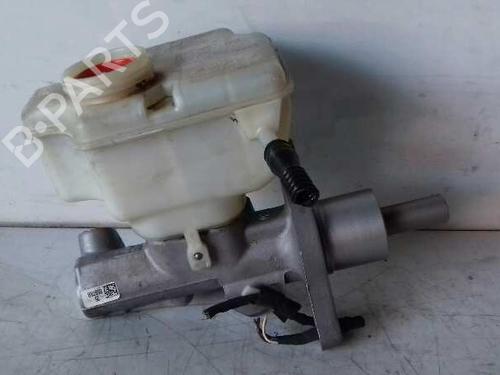 Used Brake master cylinder Brake master cylinder 7957898 7957898