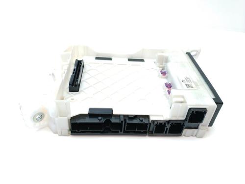 Used Fuse box TOYOTA YARIS (_P13_) 1.5 Hybrid (NHP130_, NHP130) (101 hp) 12310290