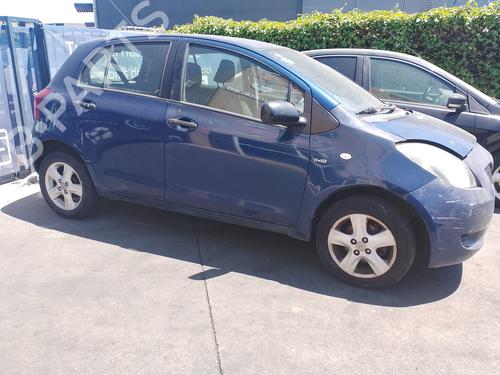 Brugte TOYOTA YARIS (_P9_) 1.4 D-4D (NLP90_, NLP90R) (90 hp) 4223532