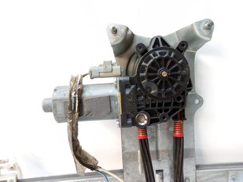 Left front window motor CITROËN XSARA PICASSO (N68) 1.6 HDi | BP15689845E21 