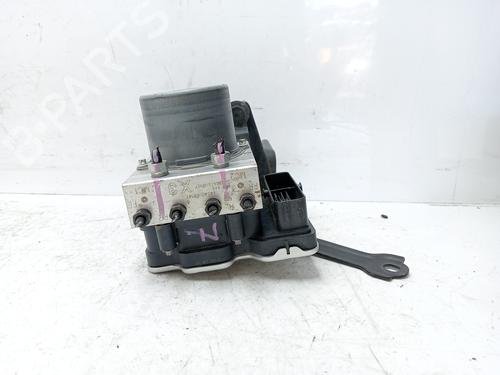 Used ABS pump TOYOTA YARIS (_P13_) [2010-2020]  19123260