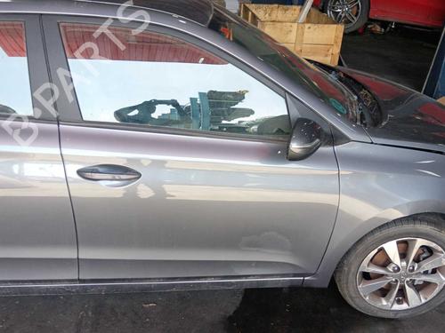 Used Right front door Right front door 37695822 37695822