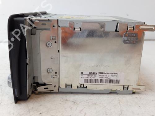 Radio AUDI A3 Sportback (8PA) 2.0 TDI 16V | BP30874507E6