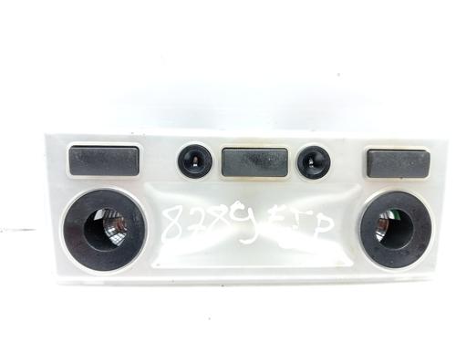 Used Interior roof light BMW 5 (E60) 520 d (150 hp) 16646012
