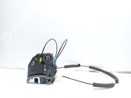 rear-left-lock-toyota-c-hr-_x1_-2016-24216944 main image