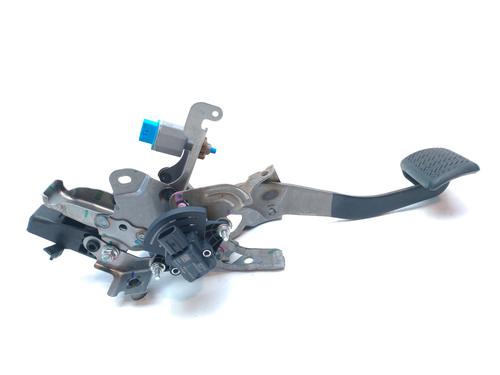Break pedal TOYOTA YARIS (_P13_)  | BP16692689I19 
