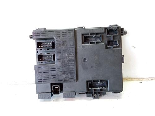 Used Fuse box CITROËN XSARA Coupe (N0) 1.6 16V (109 hp) 24642808