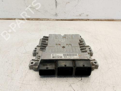 Used Engine control unit (ECU) Engine control unit (ECU) 39031359 39031359