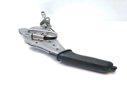 Hand brake TOYOTA YARIS (_P13_) 1.5 Hybrid (NHP130_, NHP130) | BP17443287I18 