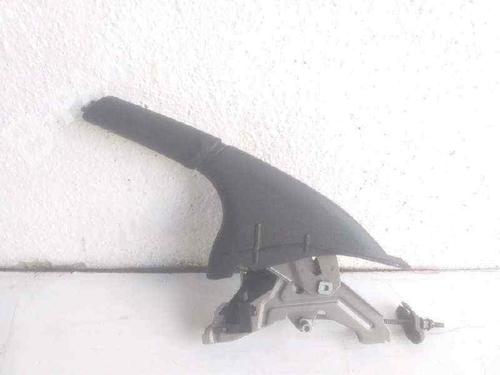 Used Hand brake Hand brake VW POLO VI (AW1, BZ1, AE1) 1.0 TSI (95 hp) 8782848 8782848
