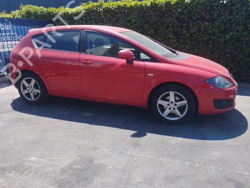 Steering wheel SEAT LEON (1P1) 1.6 TDI | BP37695155C49 - Image 2