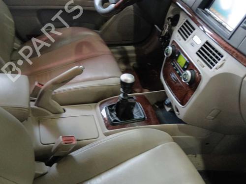 Used Middle console Middle console 38013640 38013640