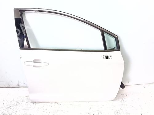 right-front-door-toyota-corolla-hatchback-_e21_-_ea1_-_eh1_-2018-34581585 main image