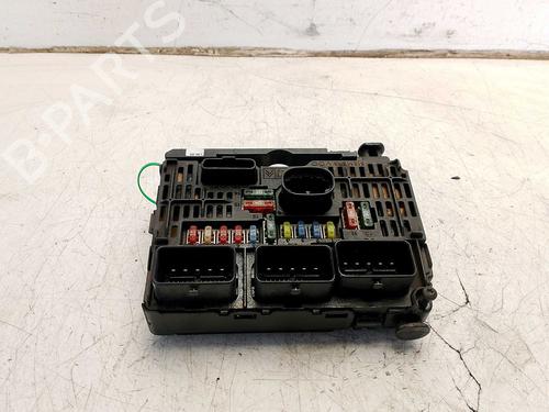 Used Fuse box Fuse box 38620252 38620252