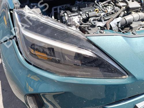 right-headlight-toyota-yaris-cross-mxp_-2020-37695367 main image