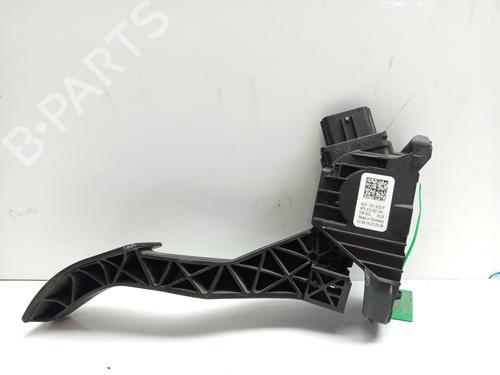 Pedal Pedal SEAT LEON (5F1) 1.6 TDI (105 hp) 33621537 33621537