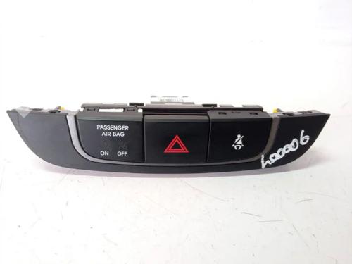 Used Warning switch HYUNDAI ix35 (LM, EL, ELH) [2009-2016]  11398383