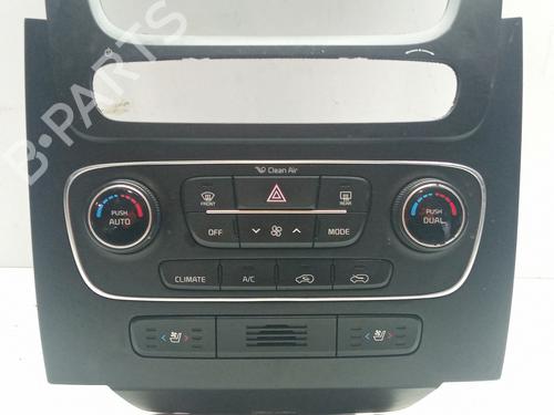 Climate control KIA SORENTO II (XM) | BP31158236I5
