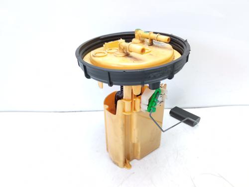 Used Fuel pump Fuel pump CITROËN C4 Coupe (LA_) 1.6 HDi (90 hp) 18745239 18745239
