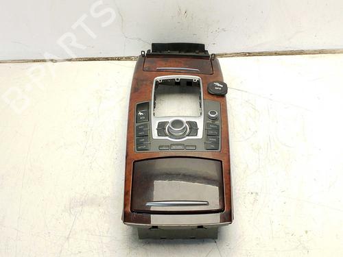 Used Middle console Middle console 38178810 38178810