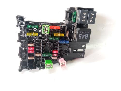 Used Fuse box Fuse box 10646526 10646526