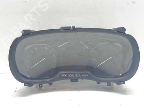 instrument-cluster-toyota-proace-van-mdz_-2016-30599675 main image