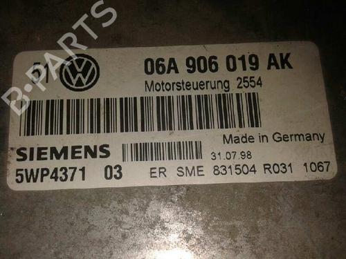 Engine control unit (ECU) VW GOLF IV (1J1)  | BP7963625M57 
