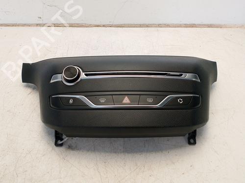 Used Climate control Climate control 37793167 37793167