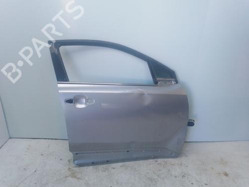 right-front-door-toyota-c-hr-_x1_-2016-33163162 main image