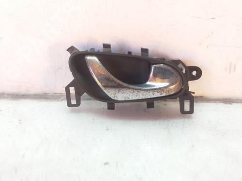 Used Front right interior door handle Front right interior door handle 8801412 8801412