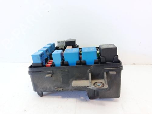 Used Fuse box Fuse box 33796012 33796012