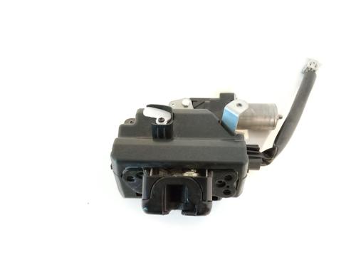 tailgate-lock-toyota-rav-4-v-_a5_-_h5_-1638000790-2018-9647094 main image
