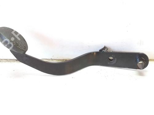 Used Break pedal Break pedal 9810326 9810326