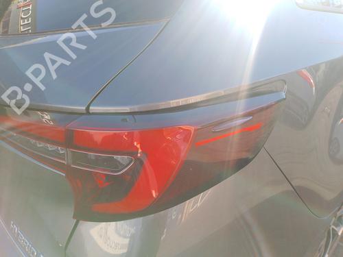 Used Right taillight TOYOTA COROLLA Estate (_E21_) 2.0 Hybrid (MZEH12) (184 hp) 31082625