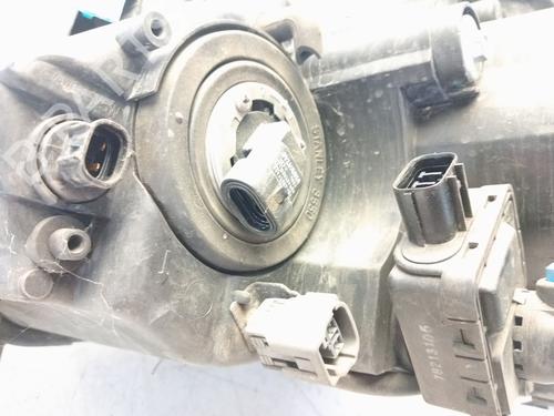 Right headlight MAZDA 5 (CW) 1.6 CD | BP30519358C29 - Image 6