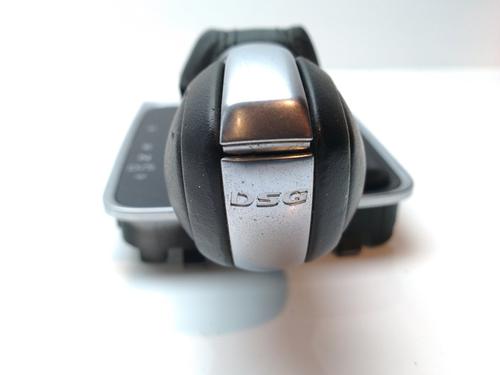 Used Shift knob VW GOLF VII (5G1, BQ1, BE1, BE2) 1.6 TDI (115 hp) 11423661